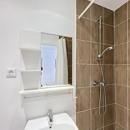 Cosy Avec Terrasse, Proche Thermes Et Centre-ville - - Fr-1-451-189